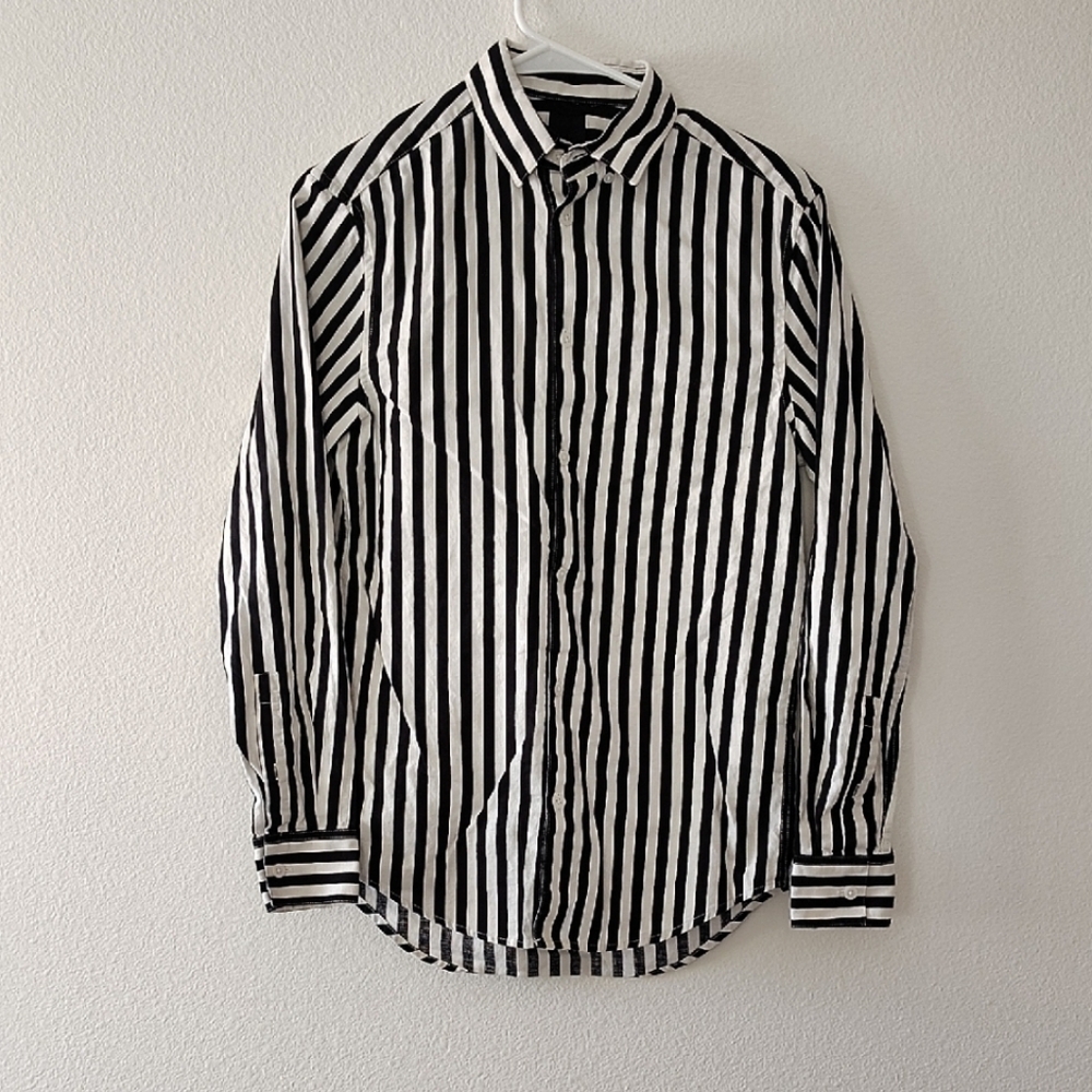 Women's Classic V-neck Black and White Striped Blouse Size XS